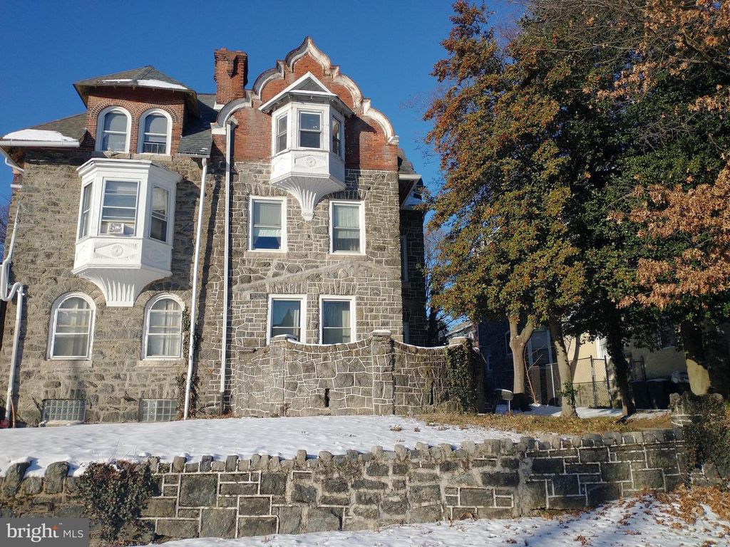 840 N 63RD ST, Philadelphia, PA 19151