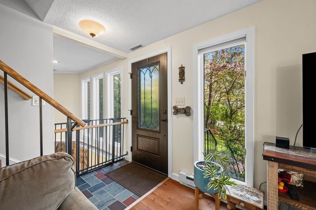 9 Garrison Lane, Madbury, NH 03823