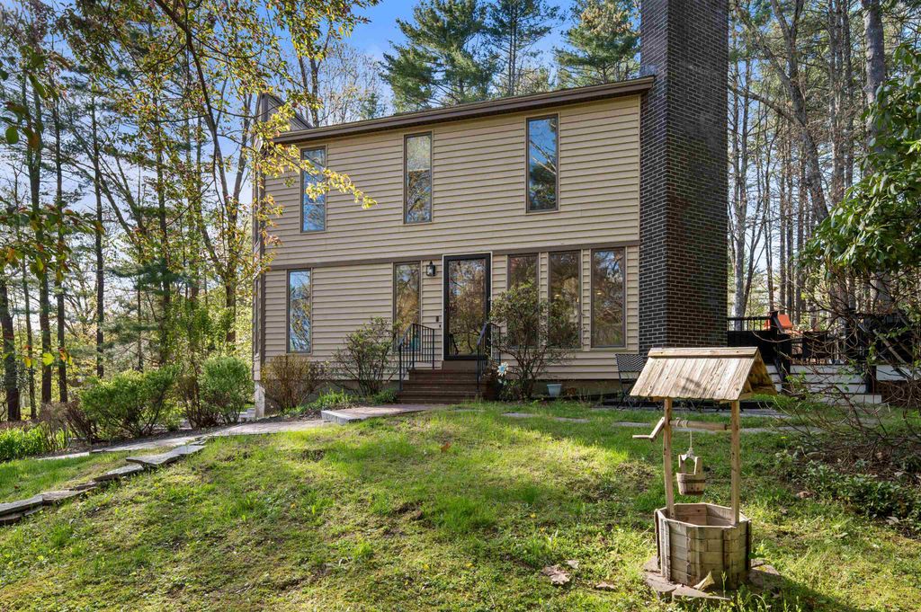 9 Garrison Lane, Madbury, NH 03823