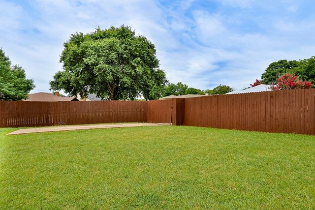 6809 Fawn Valley Place, Rowlett, TX 75089