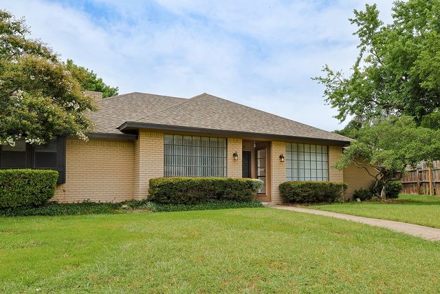 6809 Fawn Valley Place, Rowlett, TX 75089