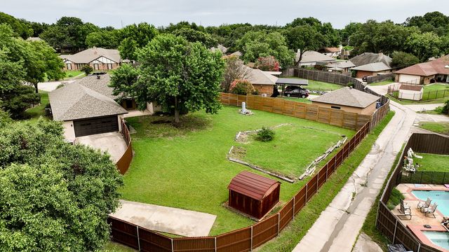 6809 Fawn Valley Place, Rowlett, TX 75089