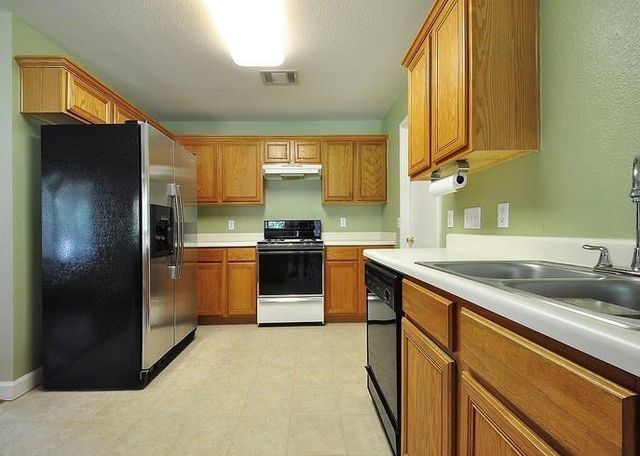 6150 Jumano LN, Austin, TX 78749