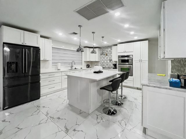 1828 S Meadow Court 1828, West Palm Beach, FL 33406