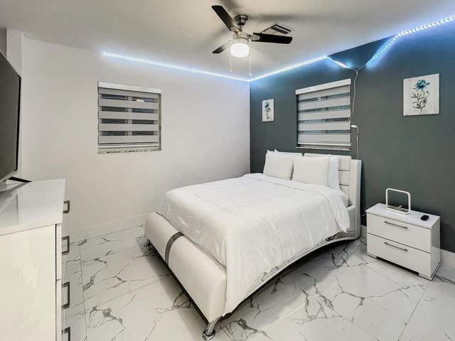 1828 S Meadow Court 1828, West Palm Beach, FL 33406