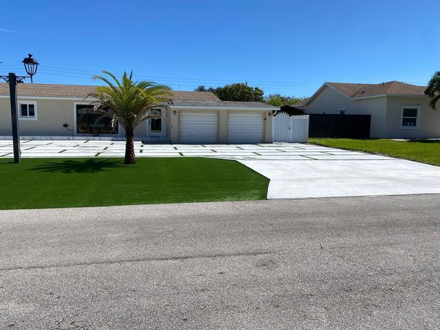 1828 S Meadow Court 1828, West Palm Beach, FL 33406