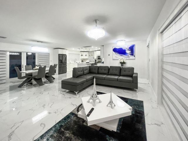 1828 S Meadow Court 1828, West Palm Beach, FL 33406
