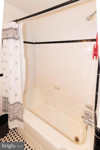 3040 E FEDERAL ST, Baltimore, MD 21213