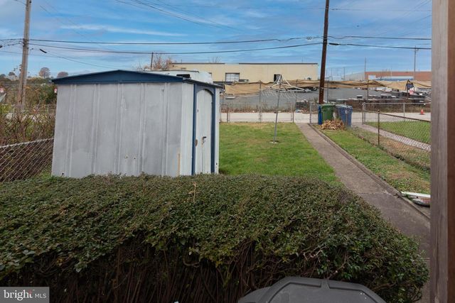 3040 E FEDERAL ST, Baltimore, MD 21213