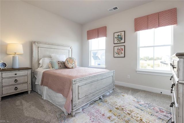 125 Station DR, Suffolk, VA 23434