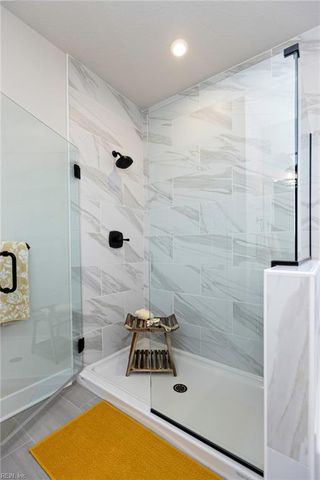 125 Station DR, Suffolk, VA 23434