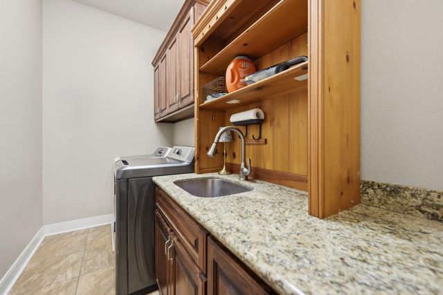 2245 Strangmeier Road, Brenham, TX 77833