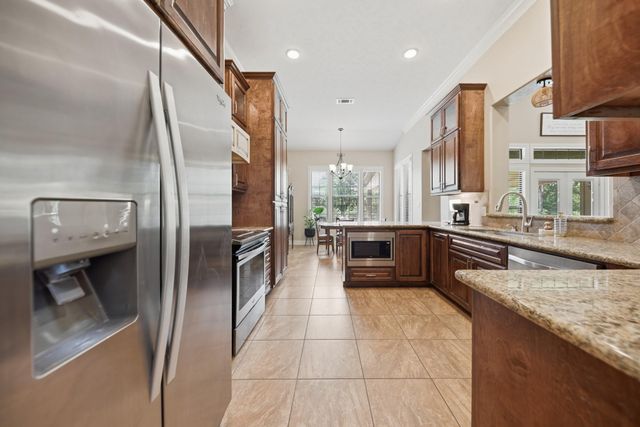 2245 Strangmeier Road, Brenham, TX 77833