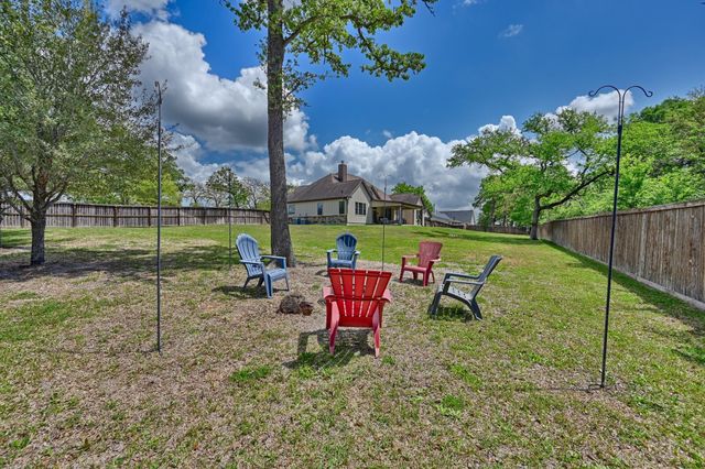 2245 Strangmeier Road, Brenham, TX 77833