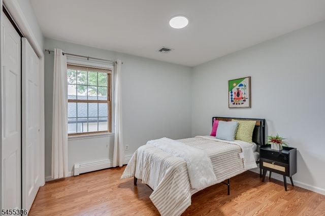 36 Aylin St, Metuchen Boro, NJ 08840