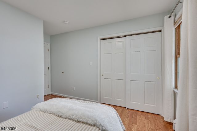 36 Aylin St, Metuchen Boro, NJ 08840