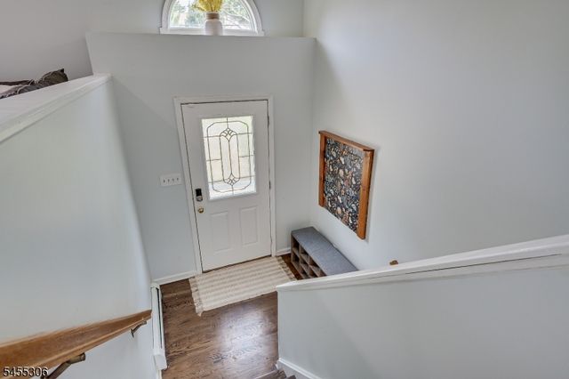 36 Aylin St, Metuchen Boro, NJ 08840