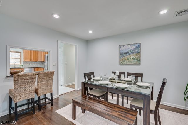 36 Aylin St, Metuchen Boro, NJ 08840