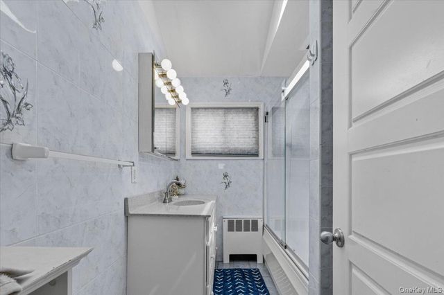 18 Seitz Drive, Bethpage, NY 11714