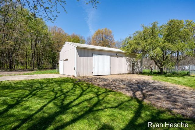 4837 Bancroft Avenue, Lowell, MI 49331