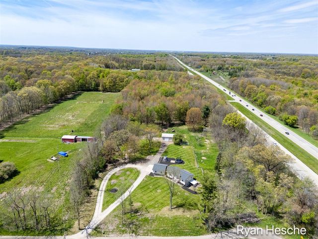 4837 Bancroft Avenue, Lowell, MI 49331