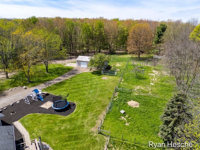 4837 Bancroft Avenue, Lowell, MI 49331