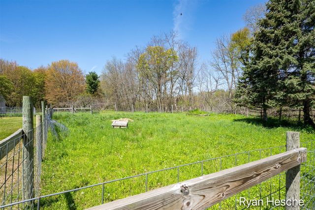 4837 Bancroft Avenue, Lowell, MI 49331