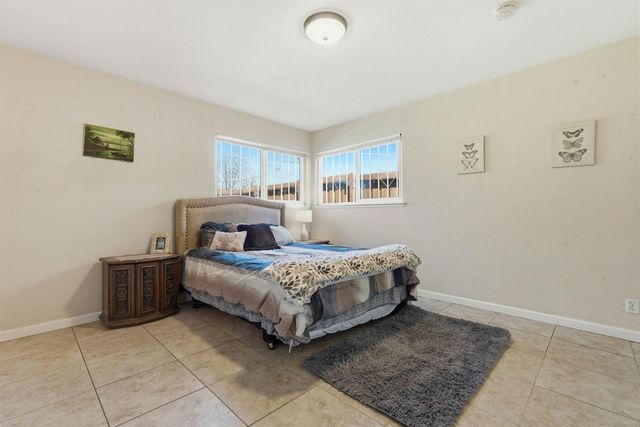 2209 Meadowview Rd, Sacramento, CA 95832