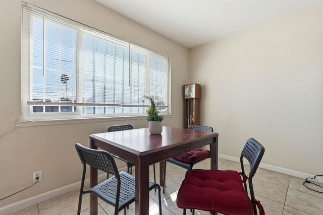 2209 Meadowview Rd, Sacramento, CA 95832