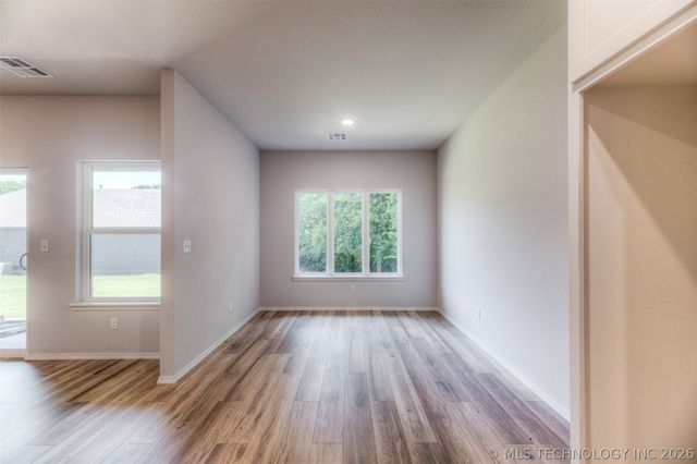 2561 W 66th Place S, Tulsa, OK 74132