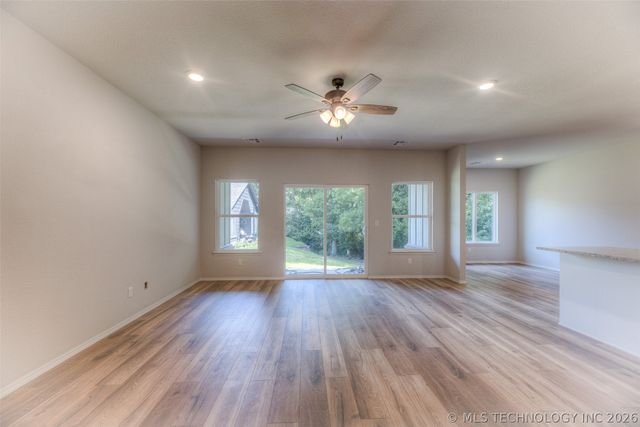 2561 W 66th Place S, Tulsa, OK 74132