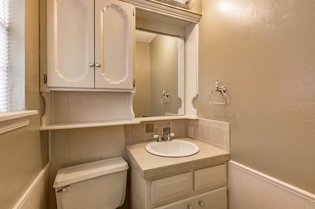 1220 E Brooks Street, Norman, OK 73071