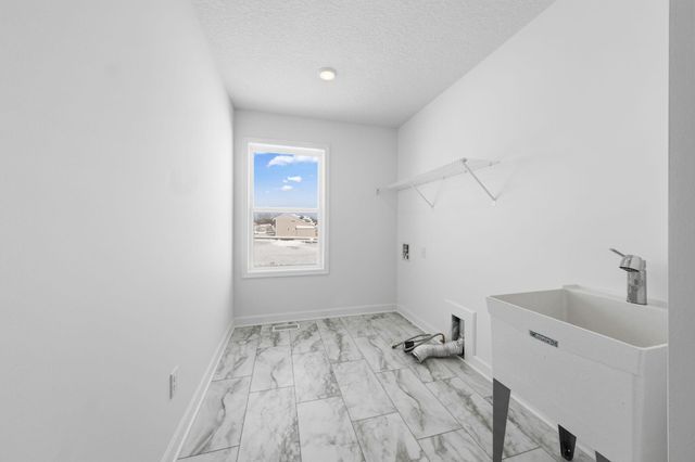 18342 Huntley Trail, Lakeville, MN 55044