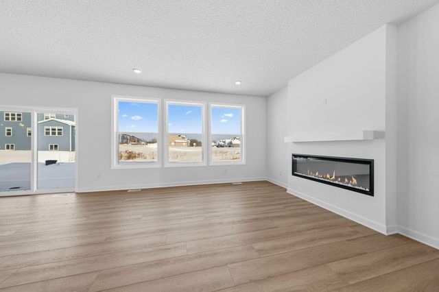 18342 Huntley Trail, Lakeville, MN 55044