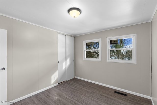 146 Hutchinson Drive, St Clairsville, OH 43950