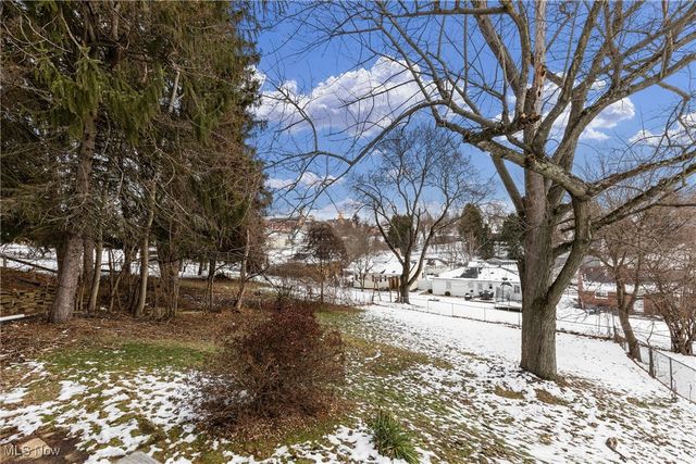 146 Hutchinson Drive, St Clairsville, OH 43950