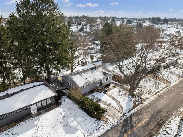 146 Hutchinson Drive, St Clairsville, OH 43950