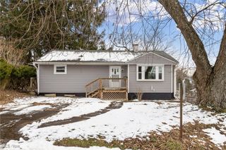 146 Hutchinson Drive, St Clairsville, OH 43950