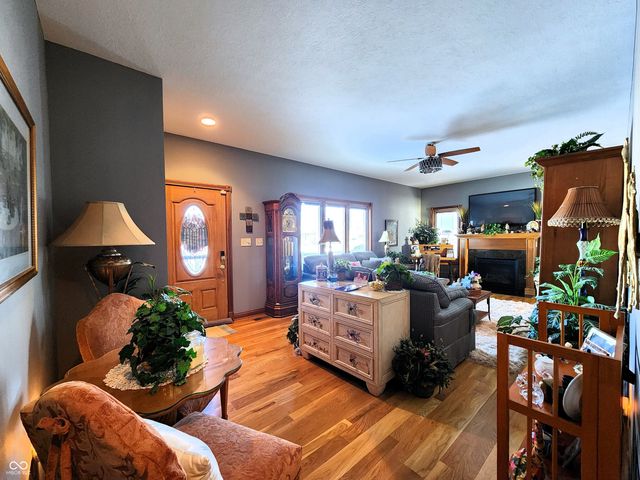 5419 E Shae Lake Drive, Mooresville, IN 46158