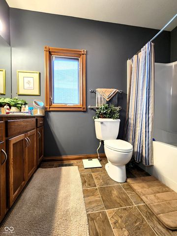5419 E Shae Lake Drive, Mooresville, IN 46158