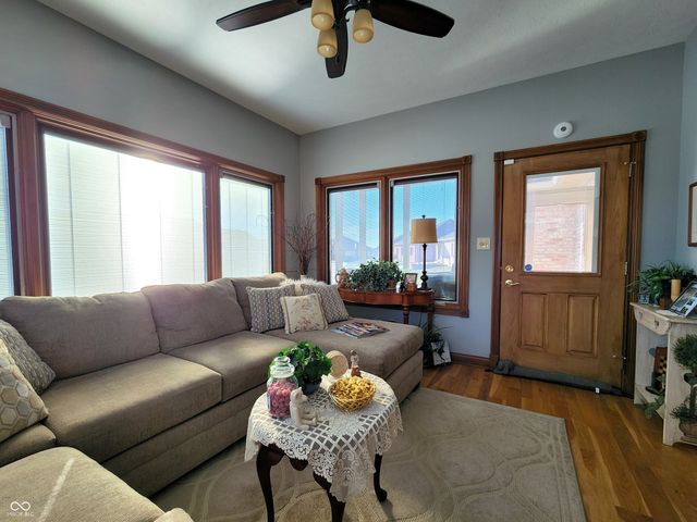5419 E Shae Lake Drive, Mooresville, IN 46158