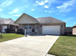 5419 E Shae Lake Drive, Mooresville, IN 46158