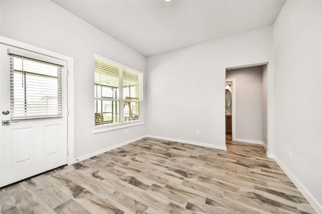 1577 Elm Court, Angleton, TX 77515