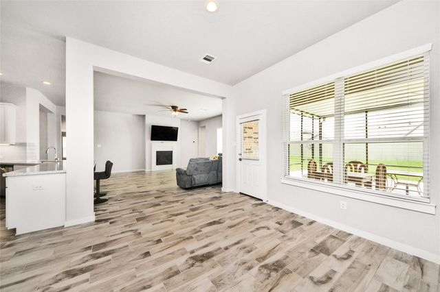 1577 Elm Court, Angleton, TX 77515