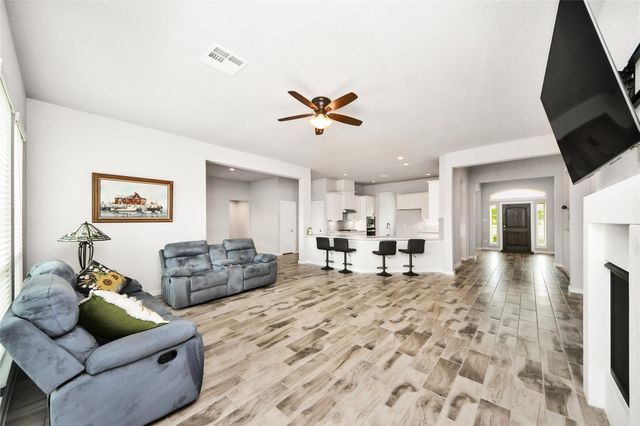1577 Elm Court, Angleton, TX 77515