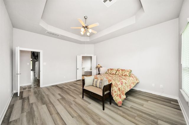 1577 Elm Court, Angleton, TX 77515