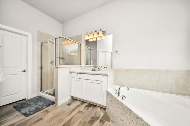1577 Elm Court, Angleton, TX 77515