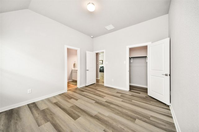 1577 Elm Court, Angleton, TX 77515