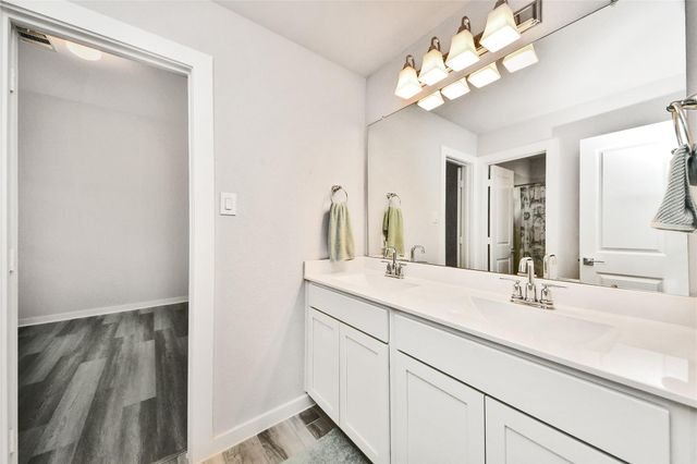 1577 Elm Court, Angleton, TX 77515