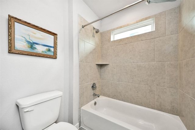 1577 Elm Court, Angleton, TX 77515
